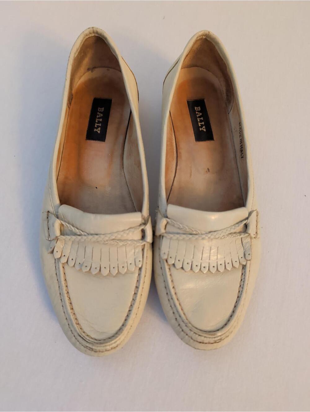 Bally Margy Classic White Leather Loafers Size 7 Made in Italy